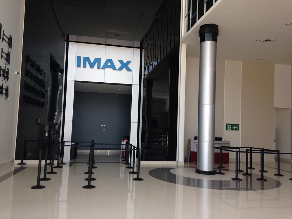 sala-imax-chile-cine-hoyts
