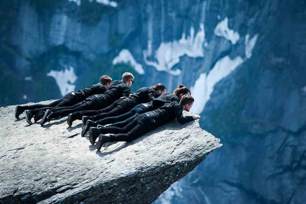 trolltunga-shining-7