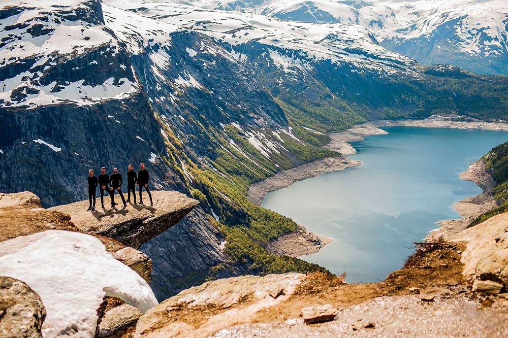 trolltunga-shining-8