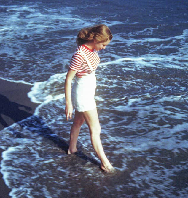Norma Jeane Mortenson fotografías